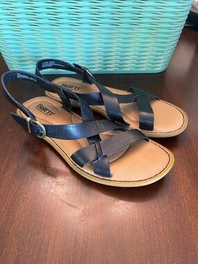 BORN Black Leather Ruben Sandals